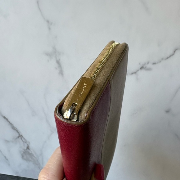 Celine Wallet - Phoebe Philo – Timeless Elegance and Luxury - Picture 8 of 10